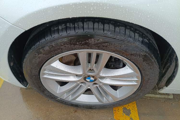 Used BMW 3 Series 2016 320Li Fashion Model Exterior 4