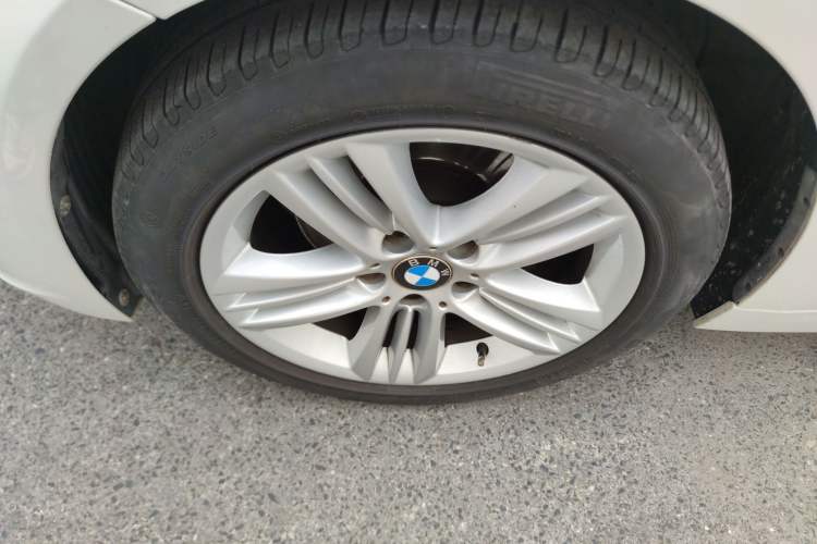 Used BMW 3 Series 2016 320Li Ambition Model Exterior 4