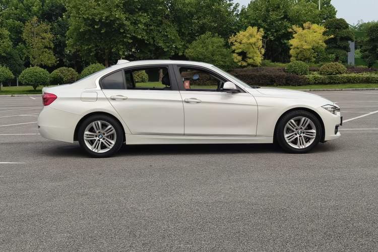 Used BMW 3 Series 2016 320Li Fashion Model Exterior 4