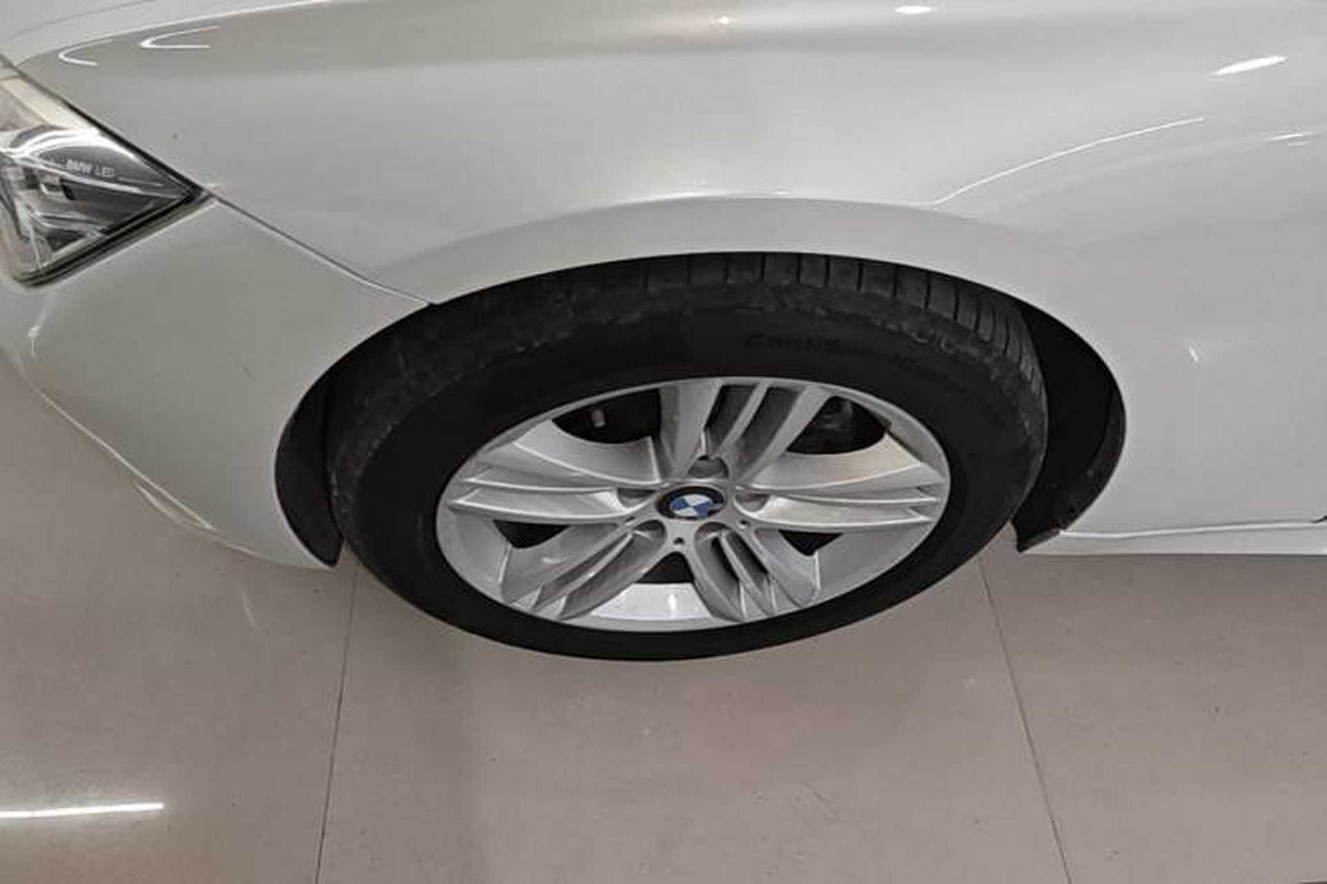 Used BMW 3 Series 2016 320Li Fashion Model Exterior 4