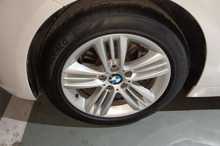 Used BMW 3 Series 2016 320Li Fashion Model Exterior 4