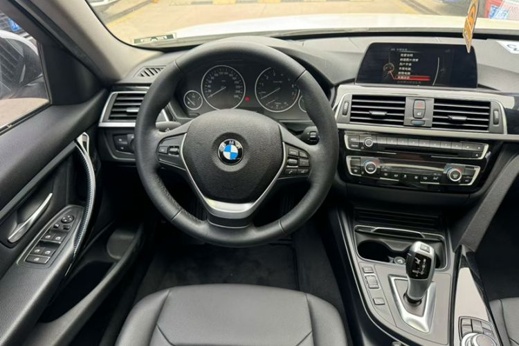 Used BMW 3 Series 2016 320Li Fashion Model Exterior 5