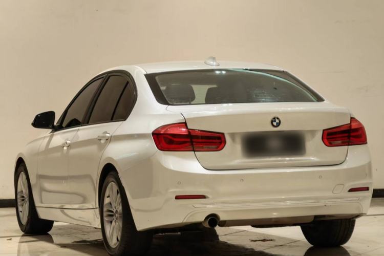 Used BMW 3 Series 2016 320i Fashion Model Exterior 5