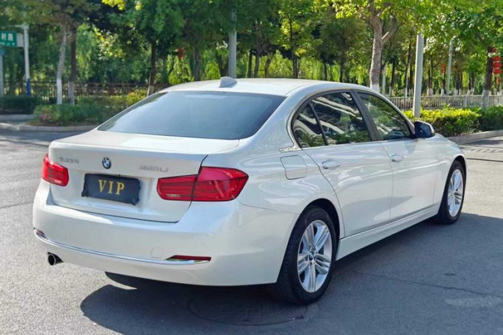 Used BMW 3 Series 2016 320Li Ambition Model Exterior 5