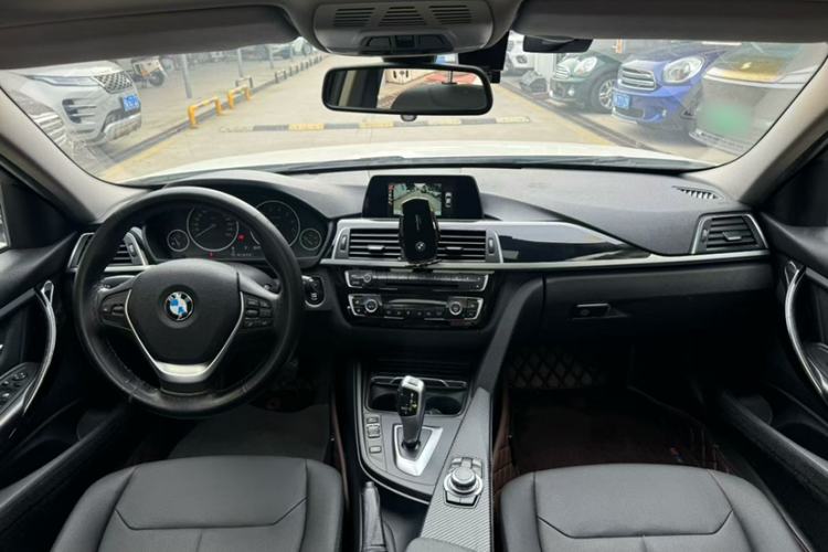 Used BMW 3 Series 2016 320Li Fashion Model Exterior 5