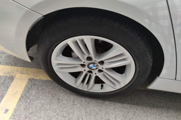 Used BMW 3 Series 2016 320Li Ambition Model Exterior 5