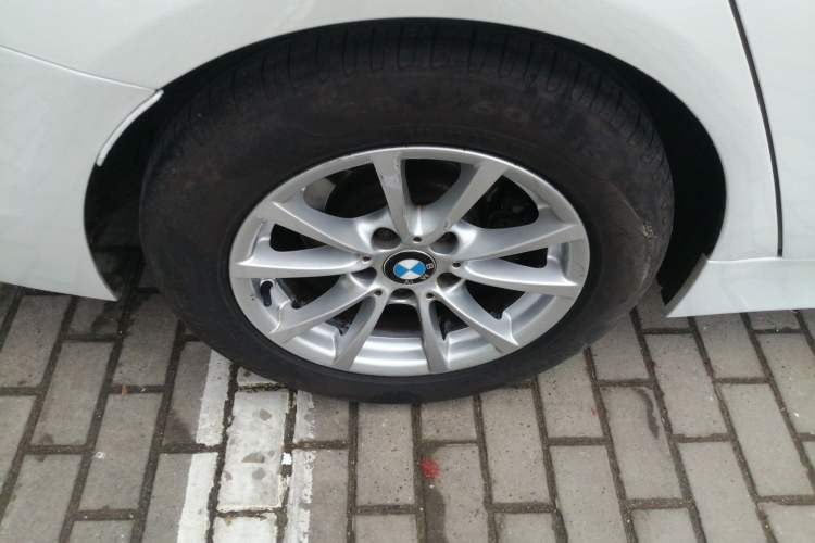 Used BMW 3 Series 2016 316i Fashion Model Exterior 5