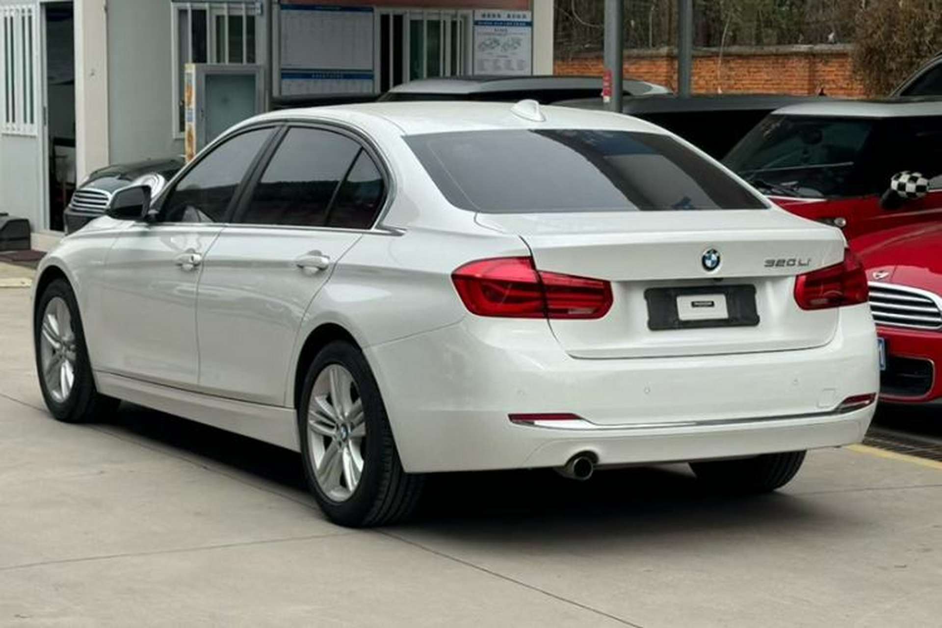 Used BMW 3 Series 2016 320Li Fashion Model Exterior 6