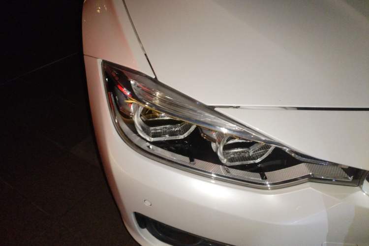 Used BMW 3 Series 2016 320Li Ambition Model Exterior 6