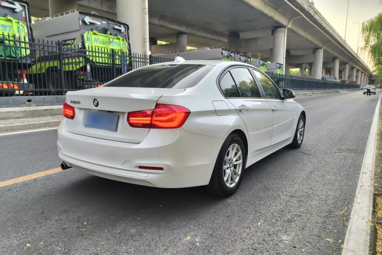 Used BMW 3 Series 2016 316i Fashion Model Exterior 6