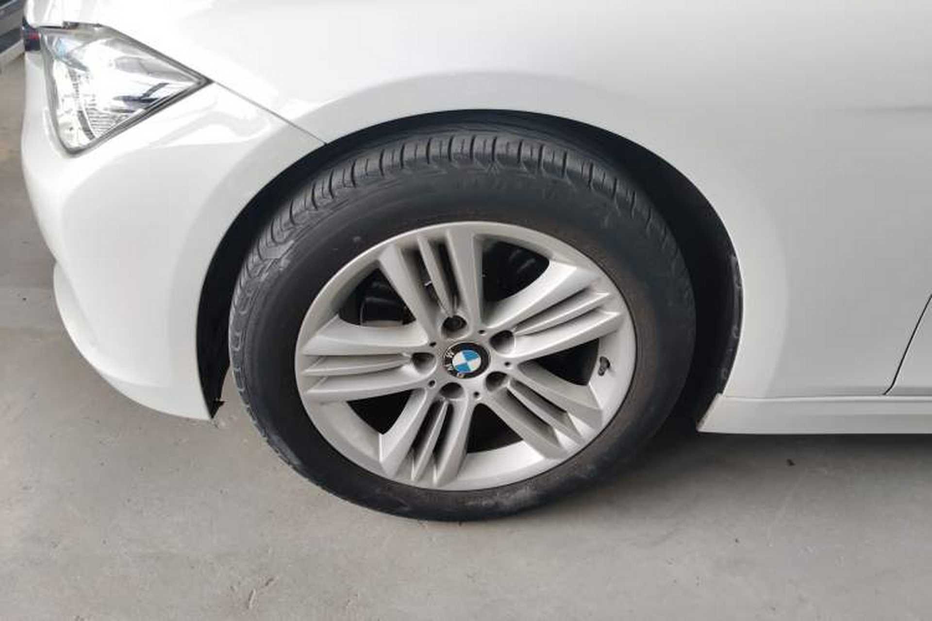 Used BMW 3 Series 2016 320Li Fashion Model Exterior 7