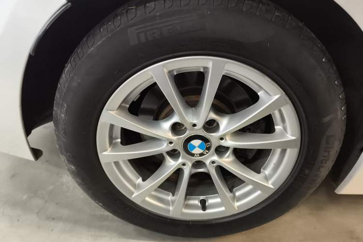 Used BMW 3 Series 2016 316i Fashion Model Exterior 8