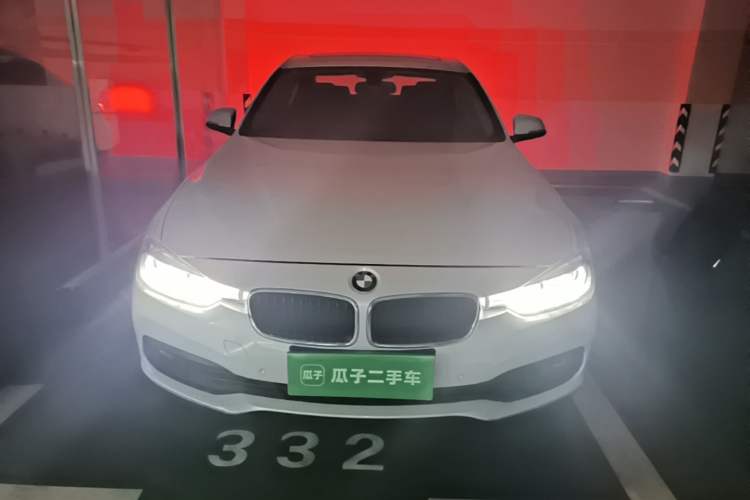 Used BMW 3 Series 2016 320i Fashion Model Front