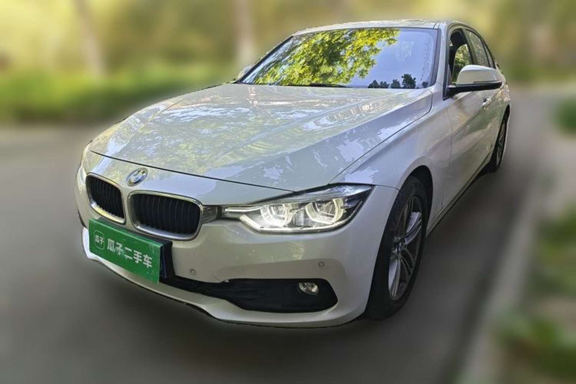 Used BMW 3 Series 2016 320i Fashion Model Front Left 45 Deg