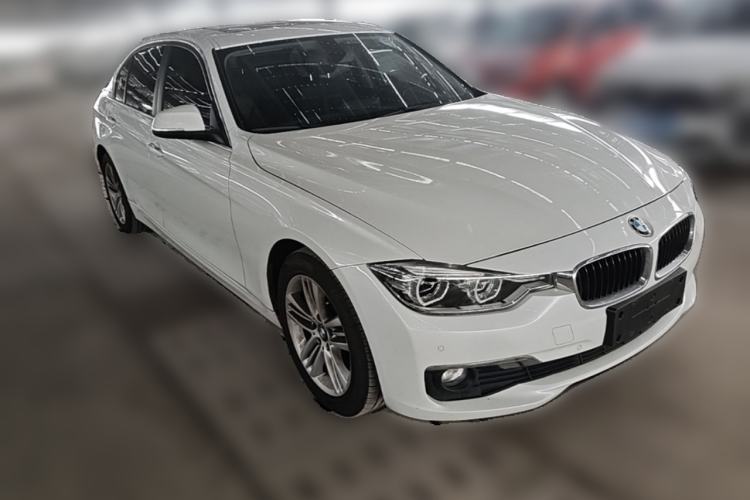 Used BMW 3 Series 2016 320Li Fashion Model Front Right 45 Deg