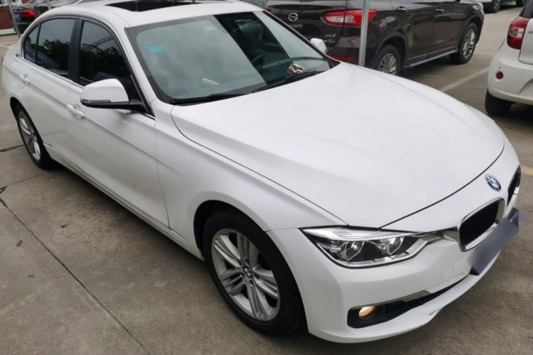 Used BMW 3 Series 2016 320Li Ambition Model Front Right 45 Deg