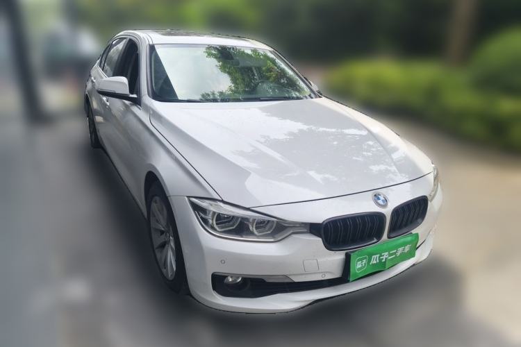 Used BMW 3 Series 2016 328Li Fashion Model Front Right 45 Deg