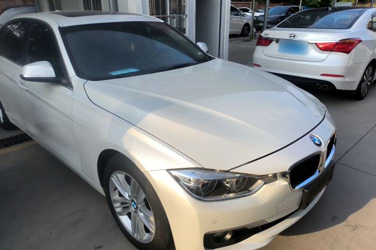 Used BMW 3 Series 2016 320Li Fashion Model Front Right 45 Deg