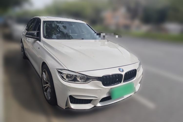 Used BMW 3 Series 2016 320Li Luxury Design Package Front Right 45 Deg