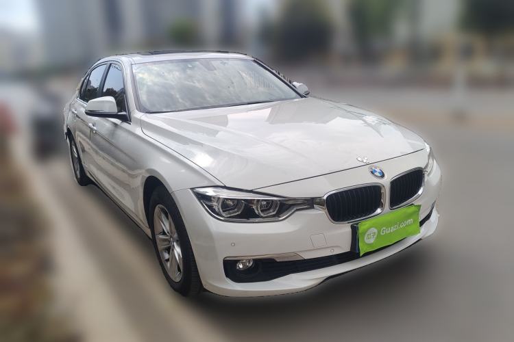 Used BMW 3 Series 2016 316Li Fashion Model Front Right 45 Deg
