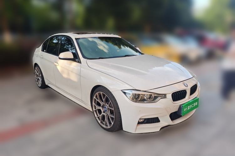 Used BMW 3 Series 2016 328i M Sport Front Right 45 Deg