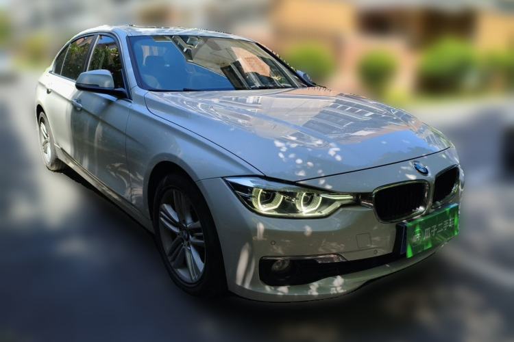Used BMW 3 Series 2016 320Li Ambition Model Front Right 45 Deg