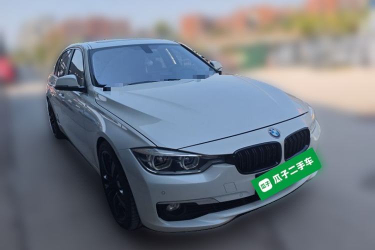 Used BMW 3 Series 2016 316Li Fashion Model Front Right 45 Deg
