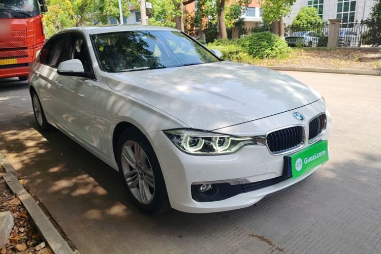 Used BMW 3 Series 2016 320Li Fashion Model Front Right 45 Deg