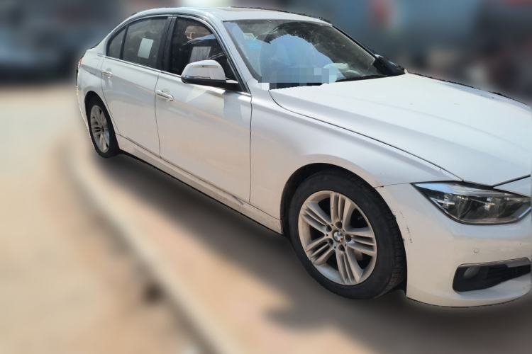 Used BMW 3 Series 2016 320Li Fashion Model Front Right 45 Deg