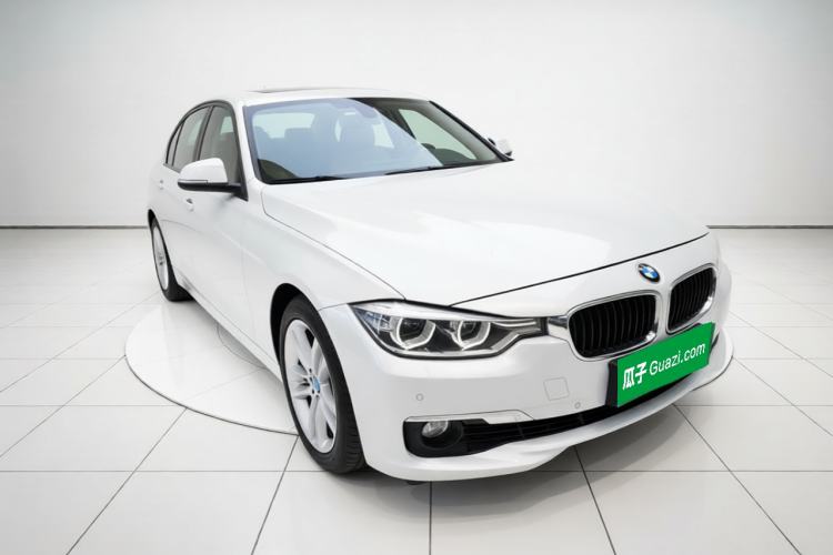 Used BMW 3 Series 2016 320Li Fashion Model Front Right 45 Deg
