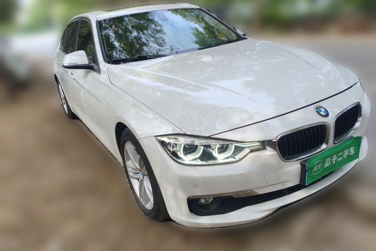 Used BMW 3 Series 2016 320Li Fashion Model Front Right 45 Deg