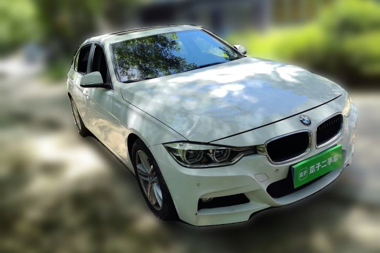 Used BMW 3 Series 2016 320i Fashion Model Front Right 45 Deg