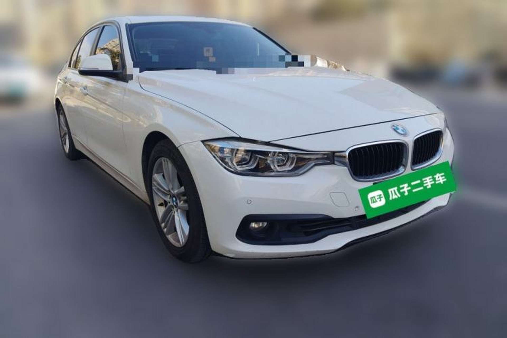 Used BMW 3 Series 2016 320i Fashion Model Front Right 45 Deg