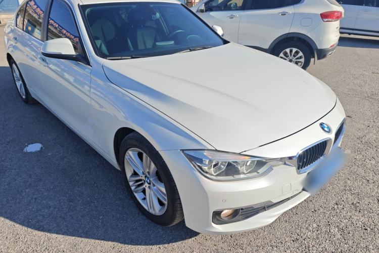 Used BMW 3 Series 2016 320Li Fashion Model Front Right 45 Deg