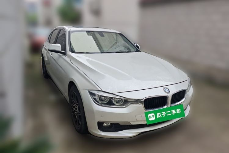 Used BMW 3 Series 2016 320Li Ambition Model Front Right 45 Deg