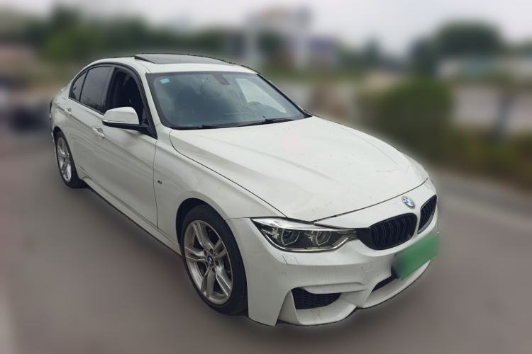 Used BMW 3 Series 2016 320i M Sport Front Right 45 Deg