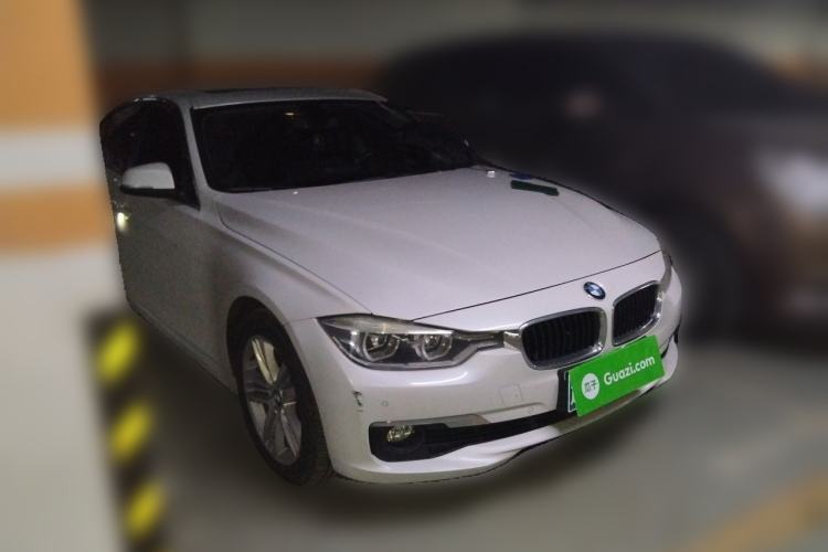 Used BMW 3 Series 2016 320Li Ambition Model Front Right 45 Deg