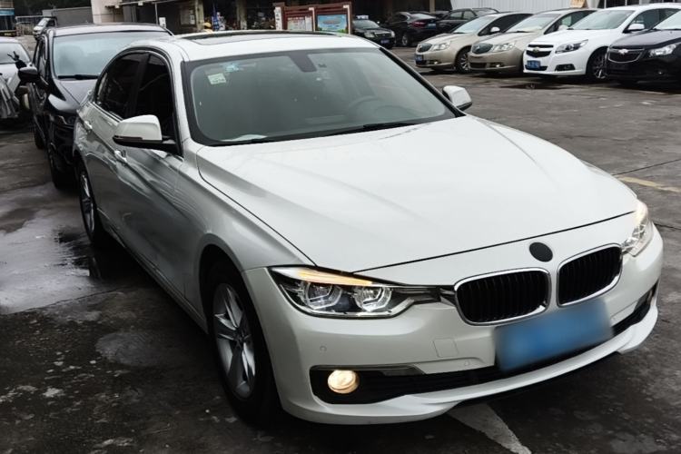 Used BMW 3 Series 2016 316Li Fashion Model Front Right 45 Deg