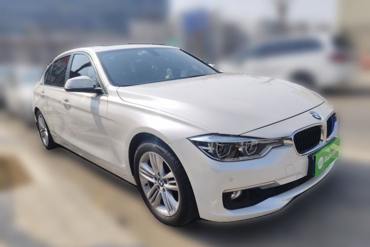Used BMW 3 Series 2016 320Li Fashion Model Front Right 45 Deg