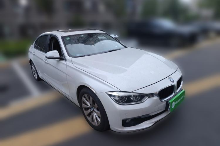 Used BMW 3 Series 2016 328Li Fashion Model Front Right 45 Deg