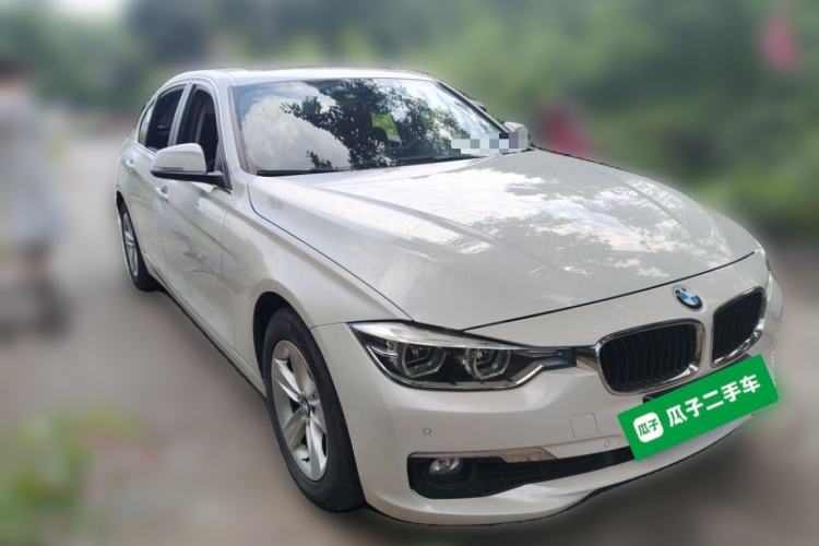 Used BMW 3 Series 2016 316Li Fashion Model Front Right 45 Deg