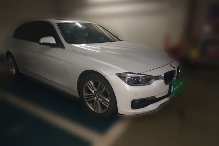 Used BMW 3 Series 2016 320Li Ambition Model Front Right 45 Deg