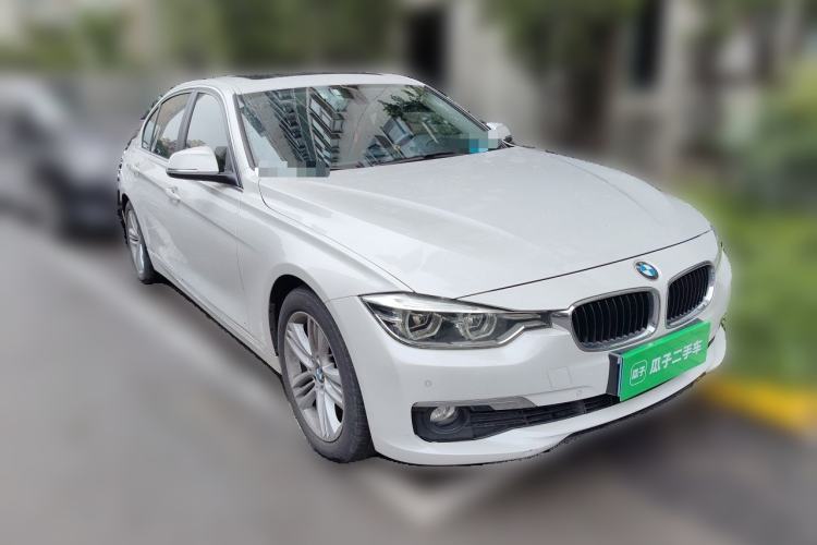 Used BMW 3 Series 2016 320Li Fashion Model Front Right 45 Deg