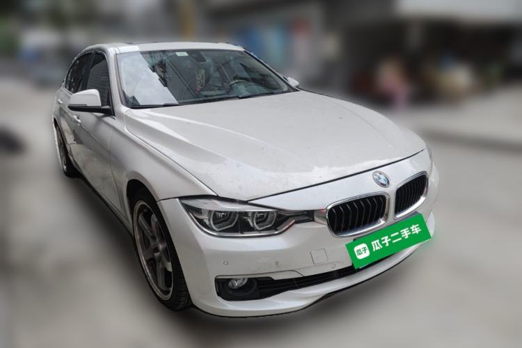 Used BMW 3 Series 2016 328Li Fashion Model Front Right 45 Deg