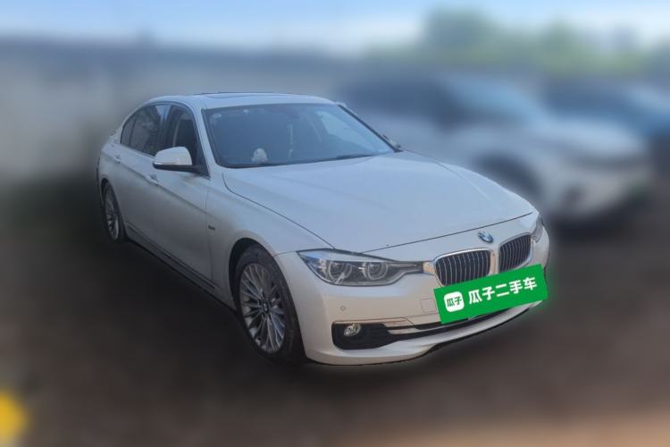 Used BMW 3 Series 2016 320Li Luxury Design Package Front Right 45 Deg