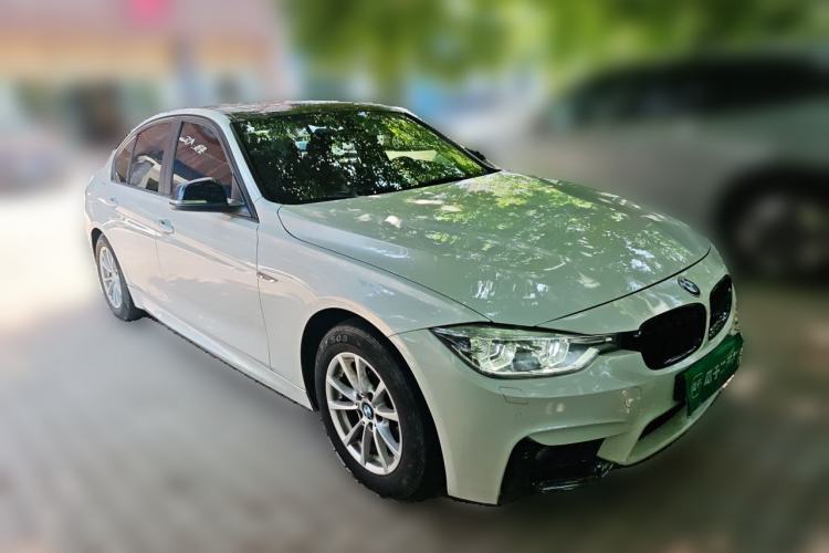 Used BMW 3 Series 2016 316i Fashion Model Front Right 45 Deg