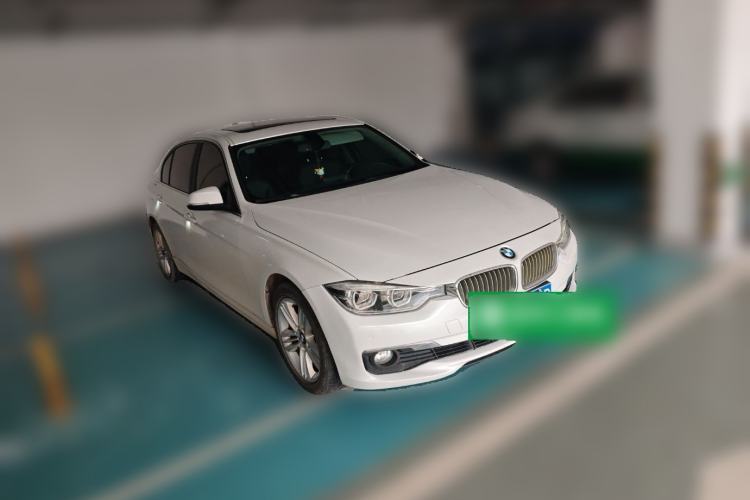 Used BMW 3 Series 2016 320Li Ambition Model Front Right 45 Deg