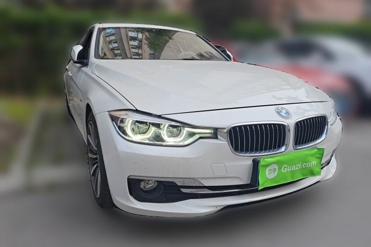 Used BMW 3 Series 2016 328Li Luxury Design Package Front Right 45 Deg