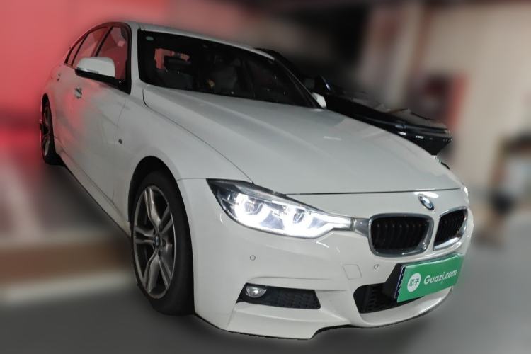 Used BMW 3 Series 2016 320i M Sport Front Right 45 Deg