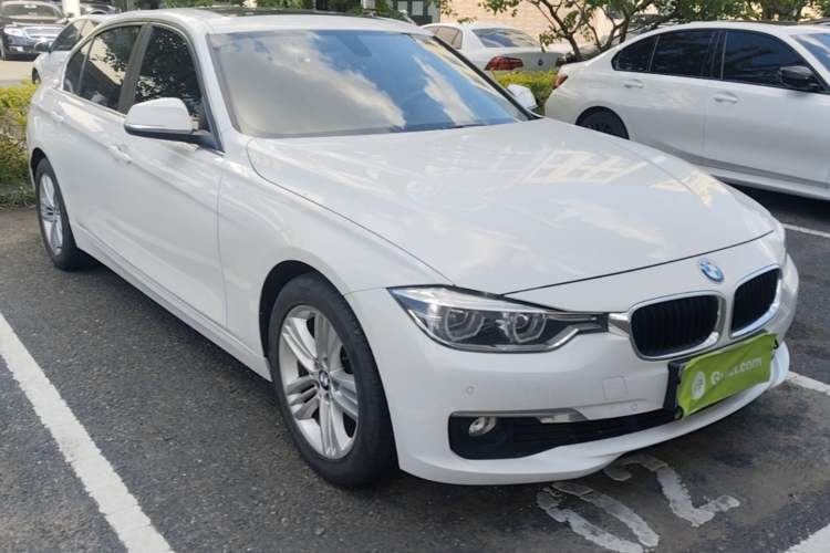 Used BMW 3 Series 2016 320Li Fashion Model Front Right 45 Deg